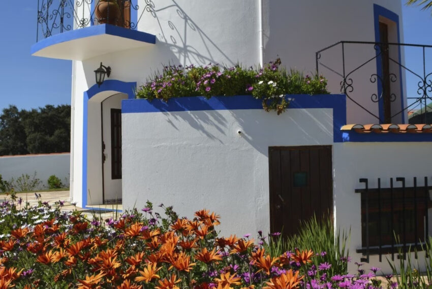 windmillcercal3bedspoolrentalbusiness11