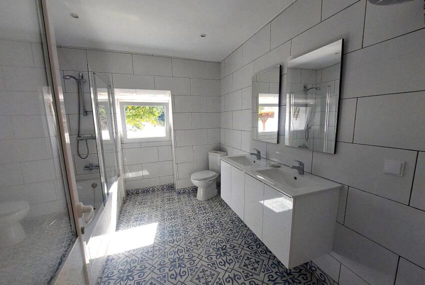 Aldeia de Amoreiras 3 bedroom townhouse, courtyard Alentejo (12)