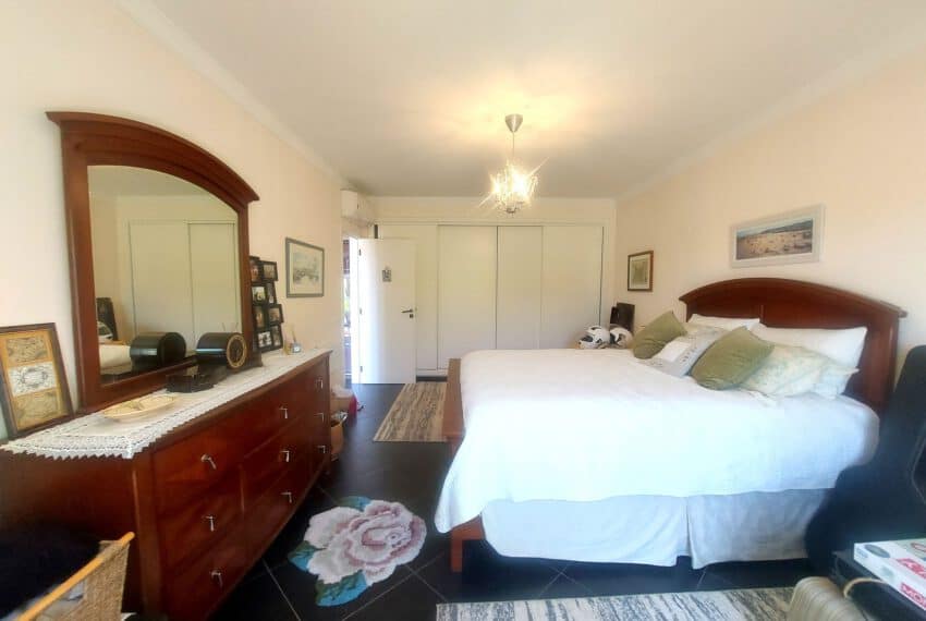5 bedroom villa pool Altura beach Algarve golf (14)
