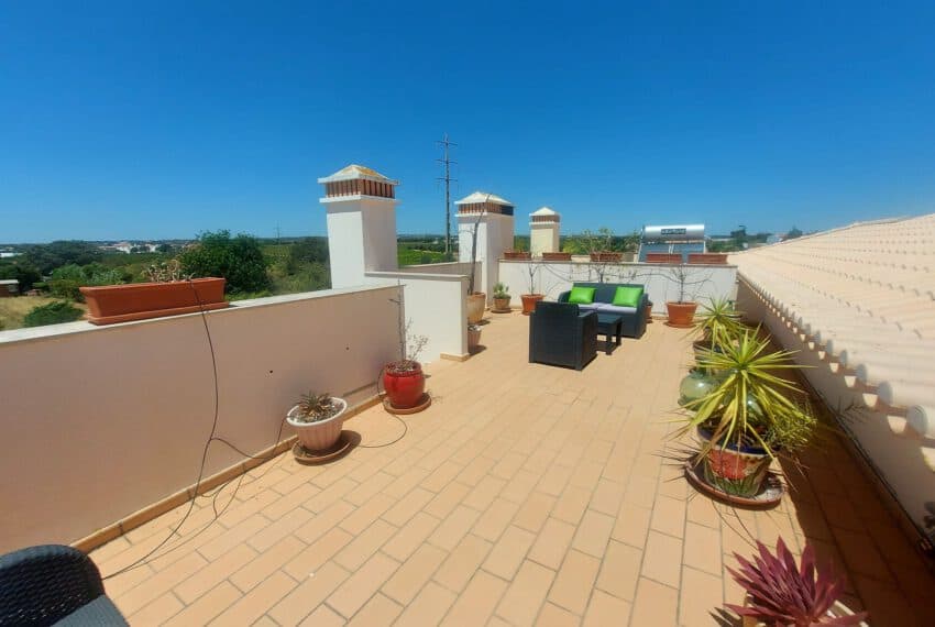5 bedroom villa pool Altura beach Algarve golf (30)