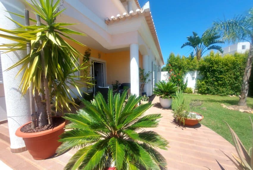5 bedroom villa pool Altura beach Algarve golf (9)