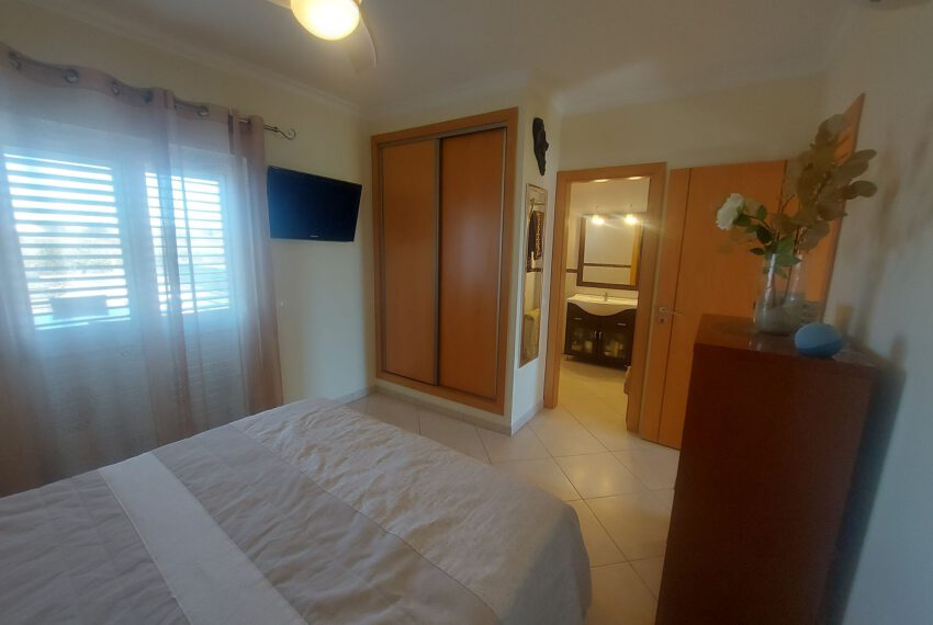 3 bedroom townhouse pool Manta Rota beach golf East Algarve VIla NOva de cacela (22)